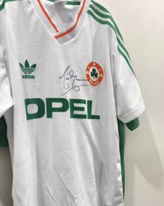 Niall Quinn signed jersey