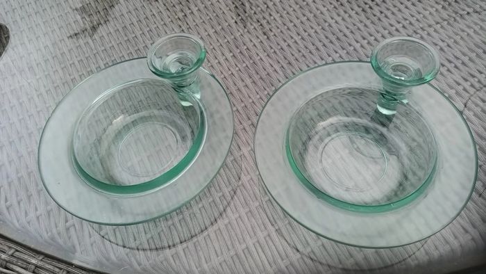 2 Glass bowls and sauce dip mini bowls, D18 post 6e