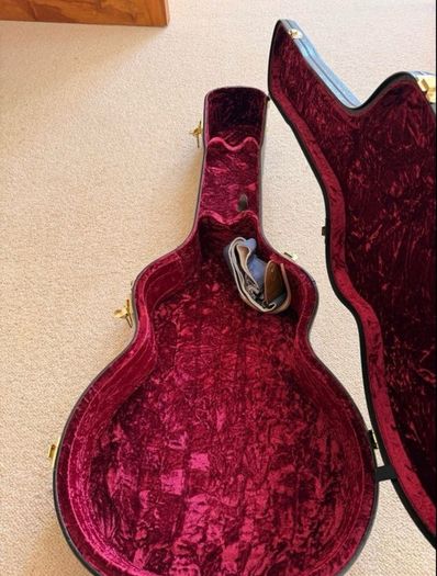 Taylor 414CE-R - Semi Acoustic