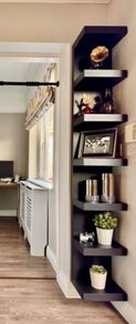 Wall shelf unit