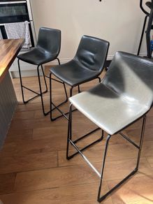 stools chairs