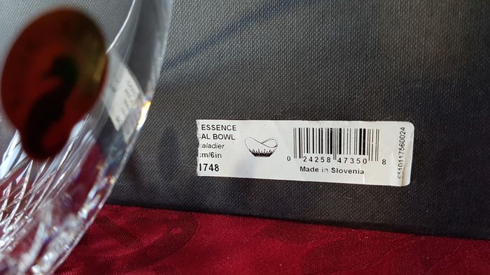 New In Box Waterford Crystal Lismore Pattern 6 Inch Essence Ellipse Bowl