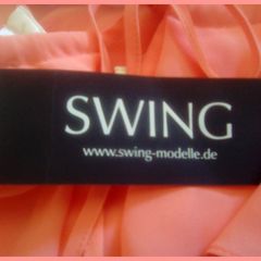 BNWOT Swing Modelle Multi Layered Overlap Halter Style Chiffon Dress