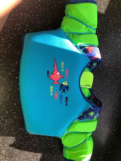 Kid's life jacket