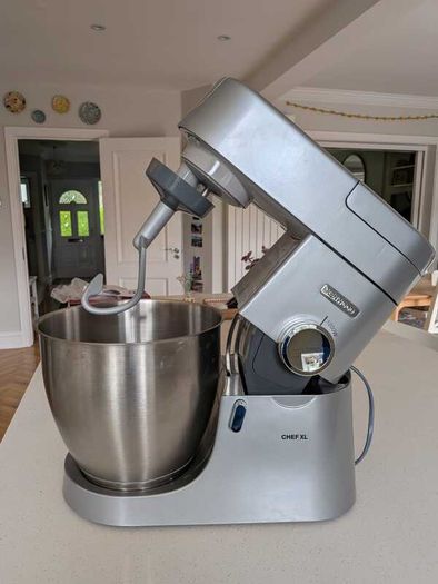 Kenwood Chef XL KVL40 Stand Mixer