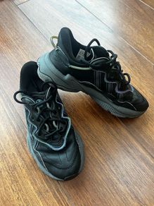 Adidas Ozweego Black uk4