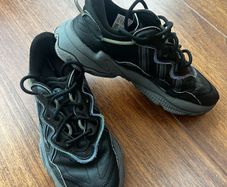 Adidas Ozweego Black uk4
