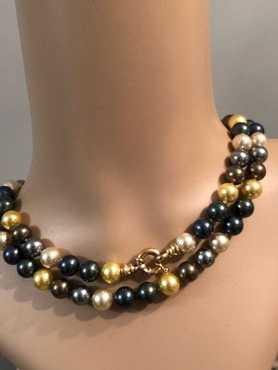 pearl necklace