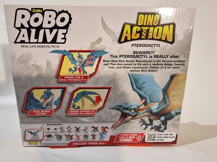 ZURU Robo Alive Dino Action Pterodactyl  Robotic Dinosaur Toy with Roar & Wing Movement