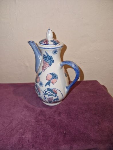 Vintage Asian teapot