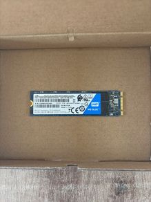 1 TB WD blue sata ssd