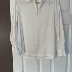 Carolyn Donnelly top