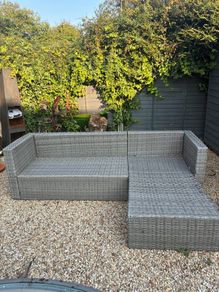 garden lounger