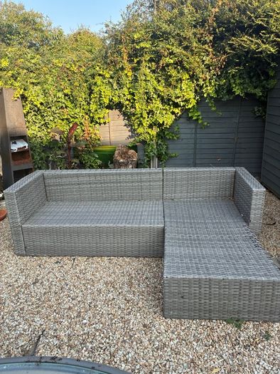 garden lounger
