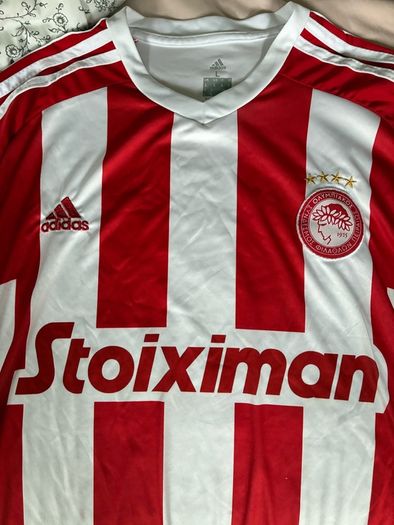 FC Olympiacos Football Shirt Size Medium