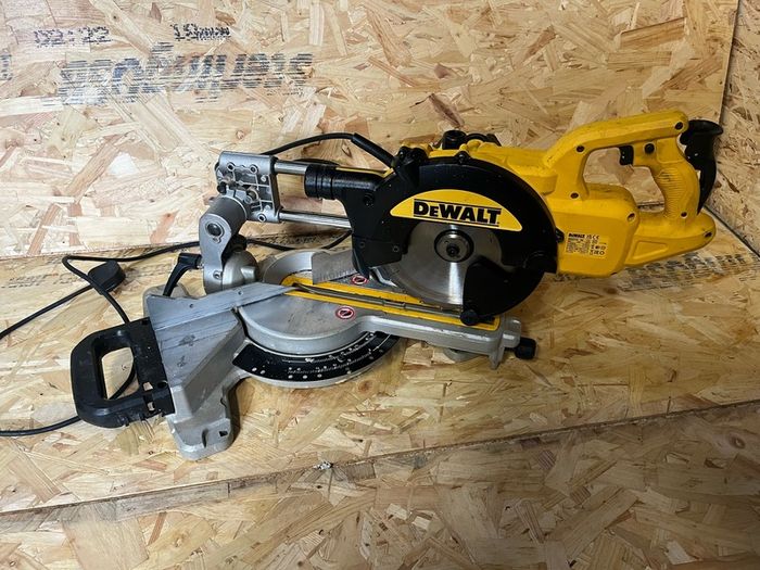 dewalt
