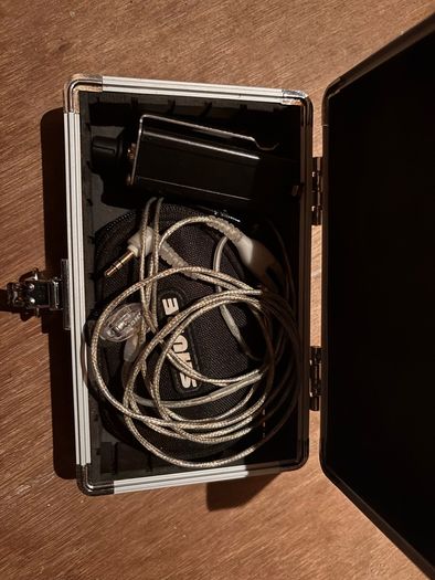 Pro Wired IEM Kit - Shure SE215 & Fischer Amps