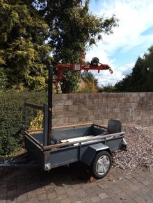 Trailer with Electric swing Crane