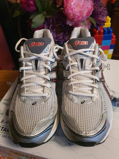 Oasics runners