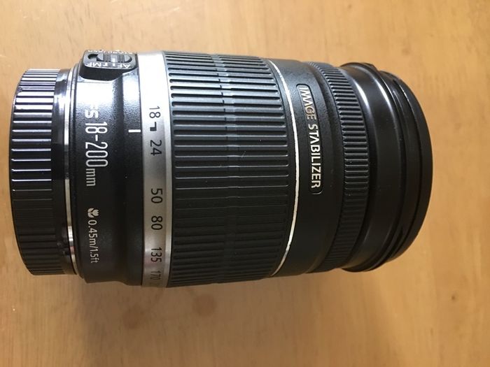 Canon Lens EFS 18-200mm