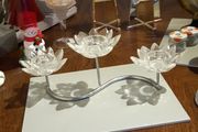 Tea light holder