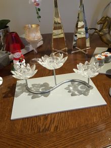 Tea light holder