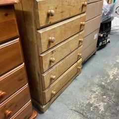 Commode Wooden
