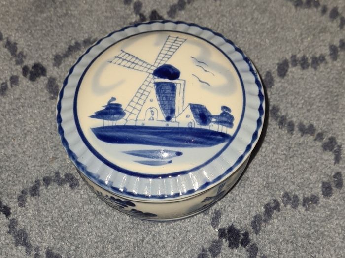 Vintage Dutch Porcelain Delft Windmill Pin Box/ Trinket Box
