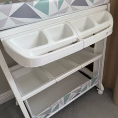 Baby Changing Unit Table & Bath (One Owner)