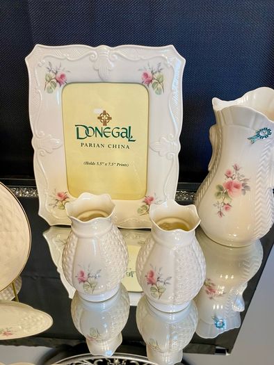 Beautifull Irish Parian Donegal China Porcelain  Irish Parian Donegal China Porcelain Rose Floral Decorative