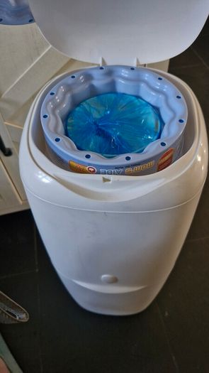 nappy bin