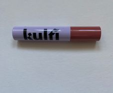 Kulfi lassi lips staining lip oil in Rose 3.8 ml