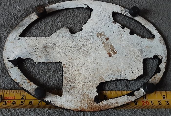 cast metal texas trevet