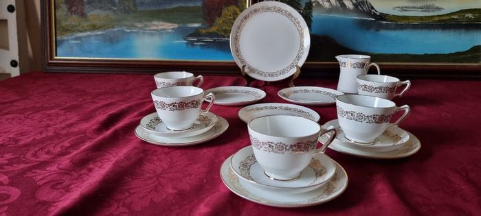 16 Piece Royal Stafford Bone China White With Gold Part Tea Set Made In England
