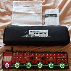 Mooer Red Truck