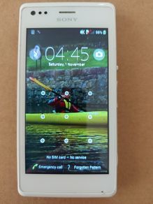 SonyEricsson Mobile Phone, Model C1905, Pattern Locked, in excellent condition