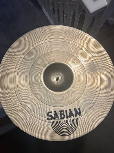 Ride cymbal 21"