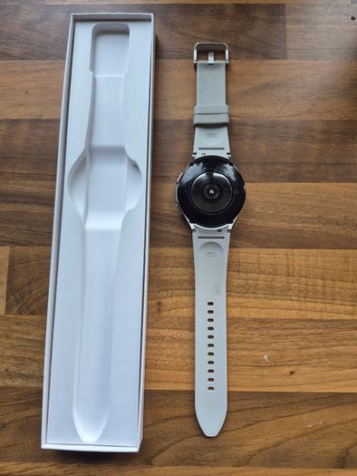 Samsung  Watch 4