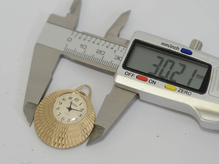 Vintage Ladies Sekonda Mechanical Pendant Watch