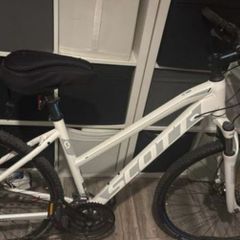 Scott women's bike