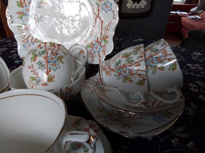 Rosyln Twenty Piece China Teaset