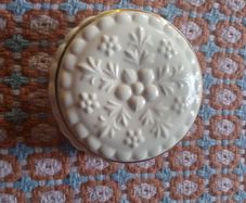 Beautiful ANSLEY Bone China