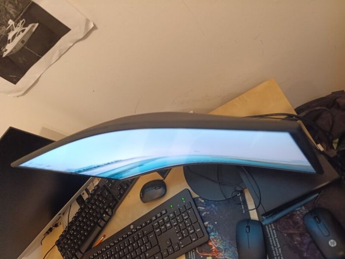 Samsung 24" Curved Monitor