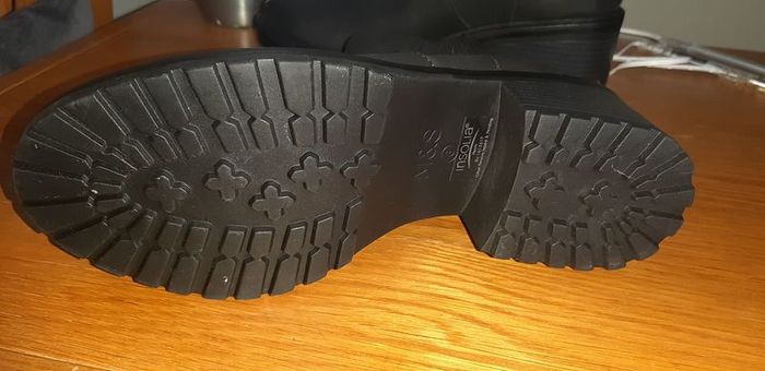 Brand new ladies boots (marks and spencer)