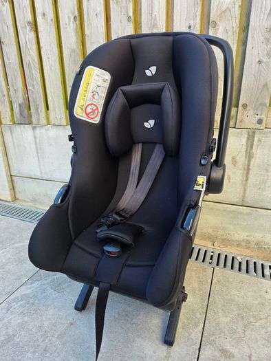 Joie Baby Car Seat with ISOFix Seat Base