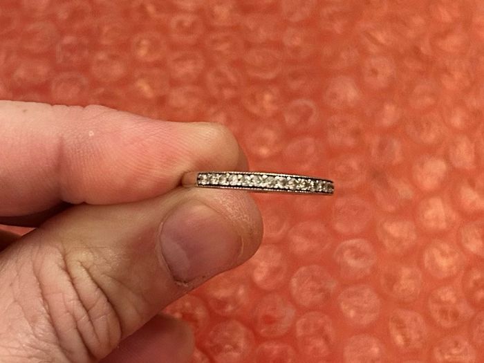 9ct White Gold Diamond Eternity Ring Size U 2grams 14 Diamonds 0.22ct