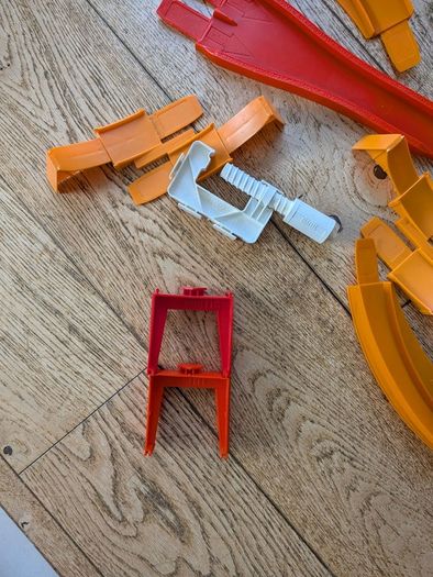 Hot Wheels track