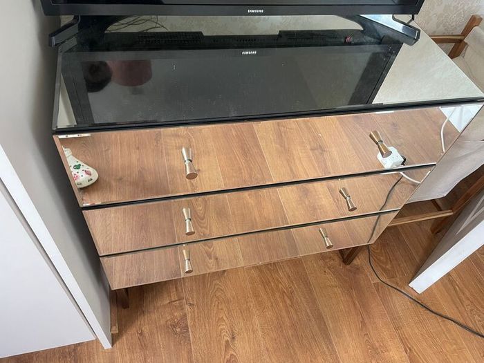 Drawers for bedroom