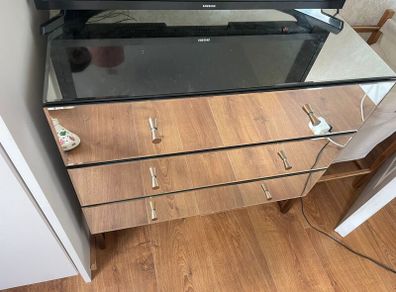 Drawers for bedroom