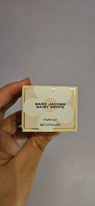 Marc Jacob Dasiy Drop Parfum Perfume in 29 Capsules